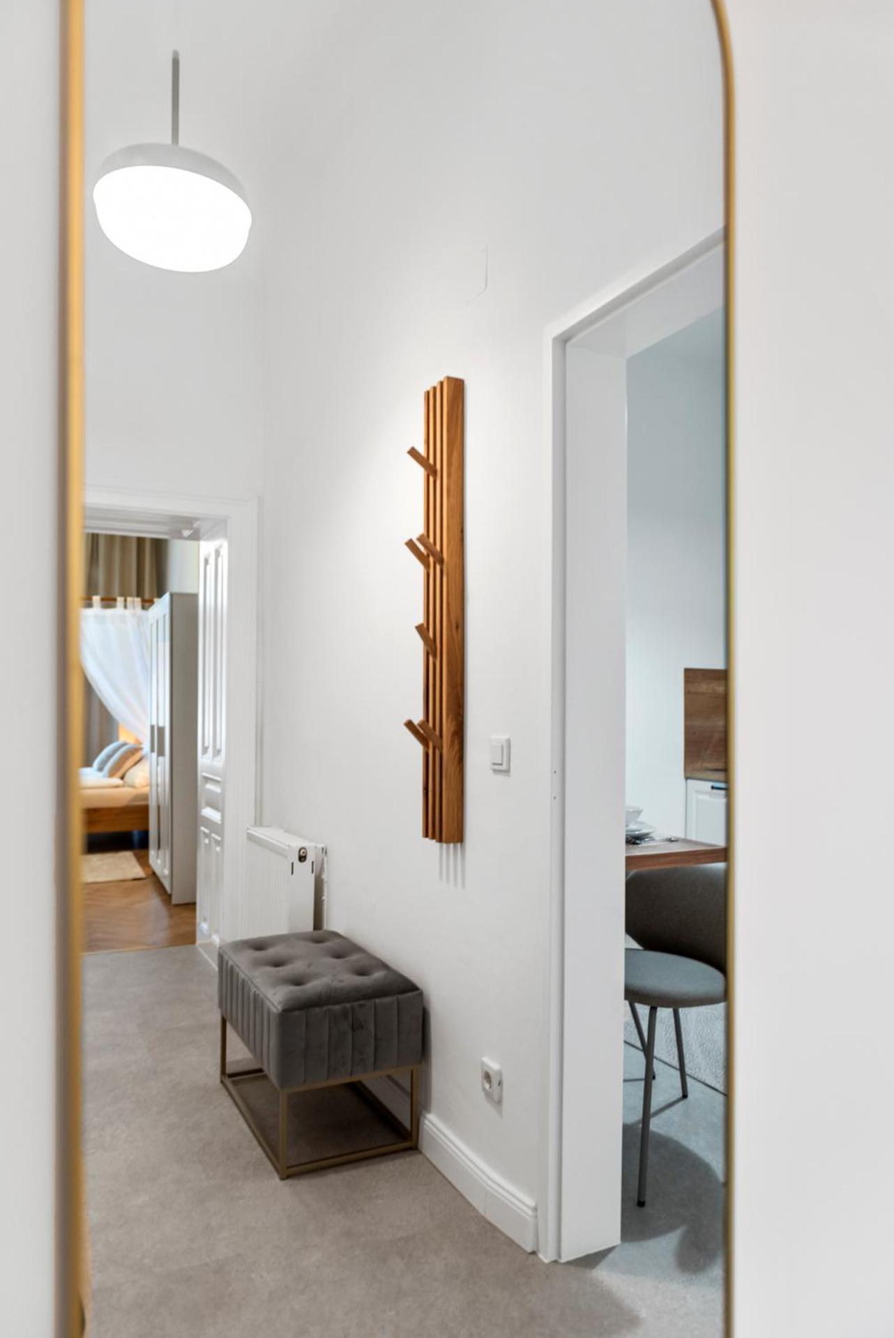 Exclusive 2 Bedroom Viena